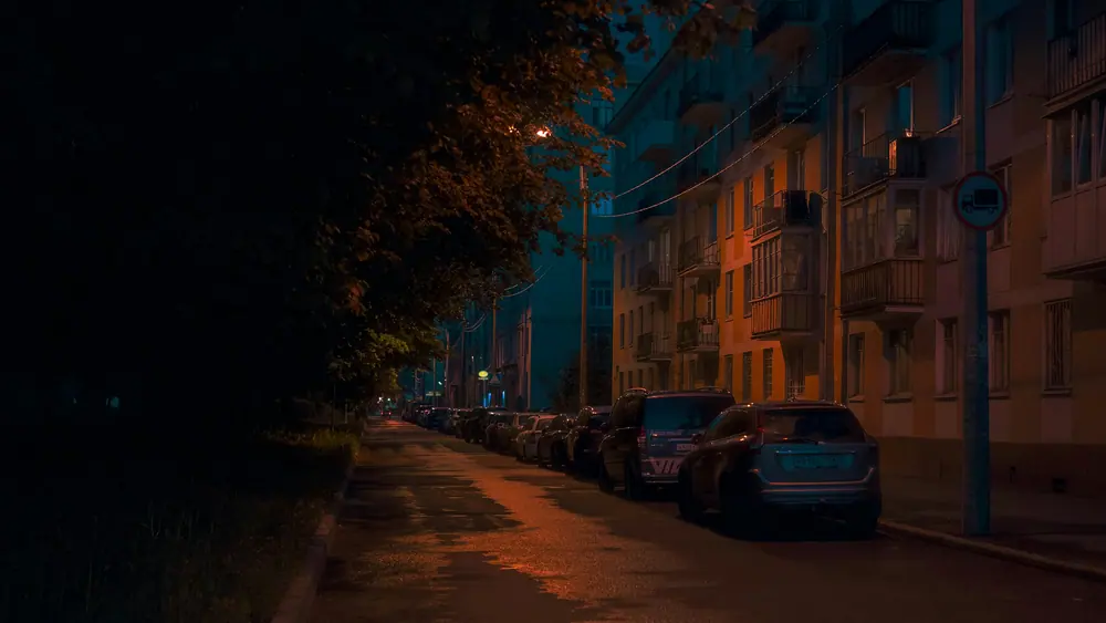 Photo by Maksim Istomin