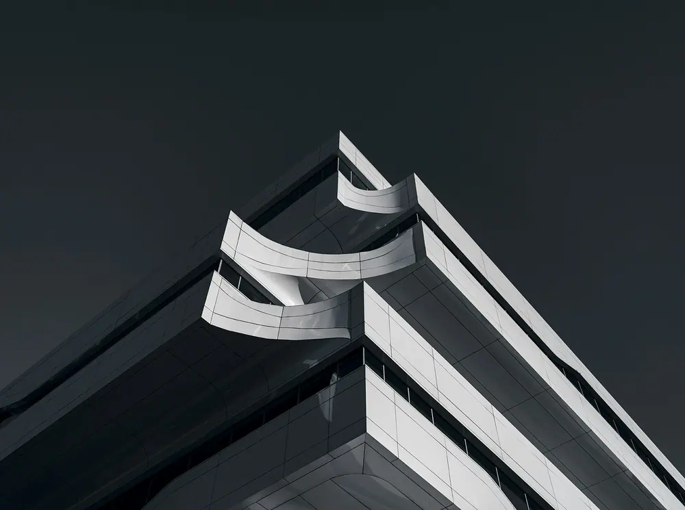 Photo by Kir Simakov