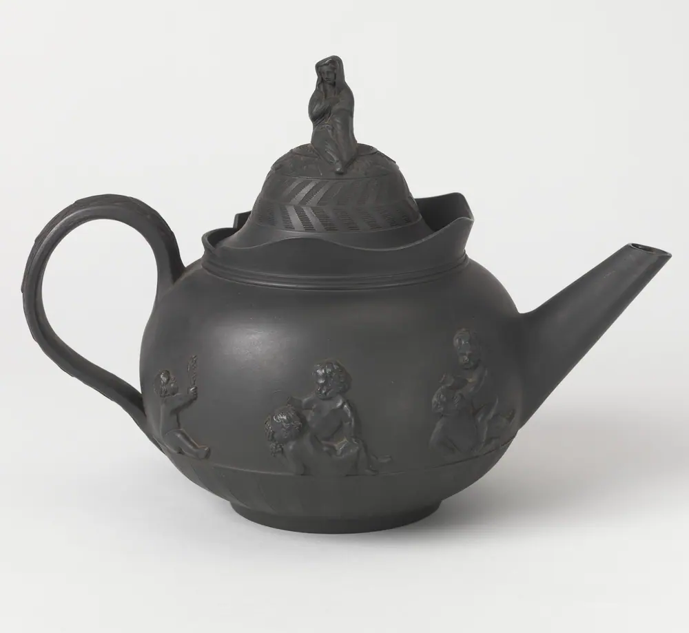 Teapot and lid — John Turner